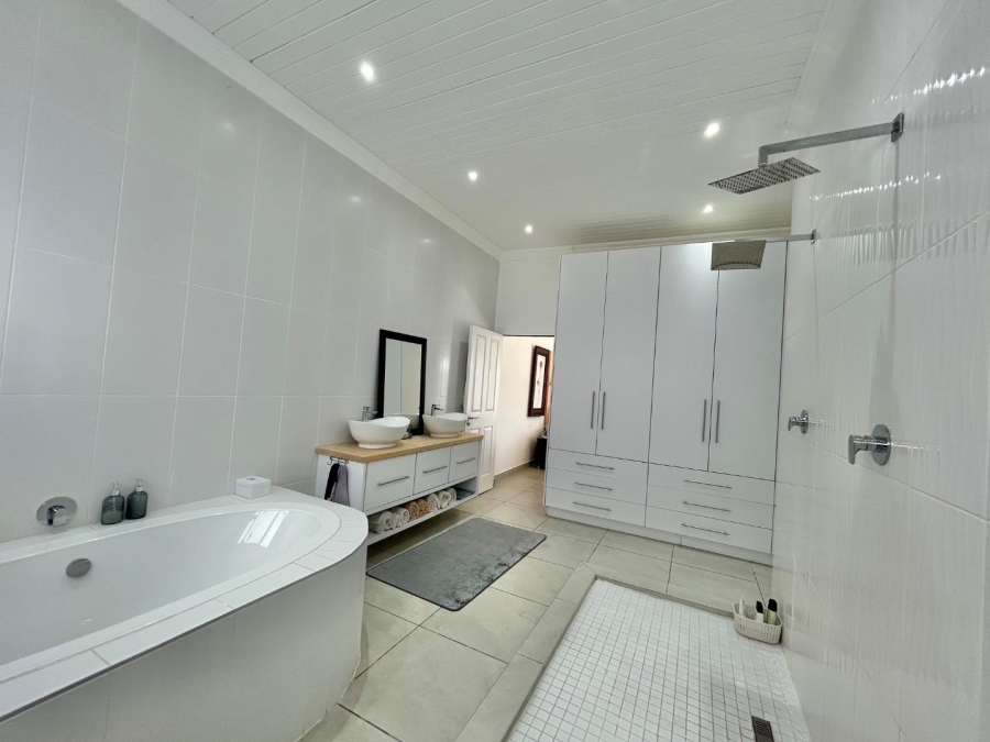 3 Bedroom Property for Sale in Blue Waters Estate Eastern Cape